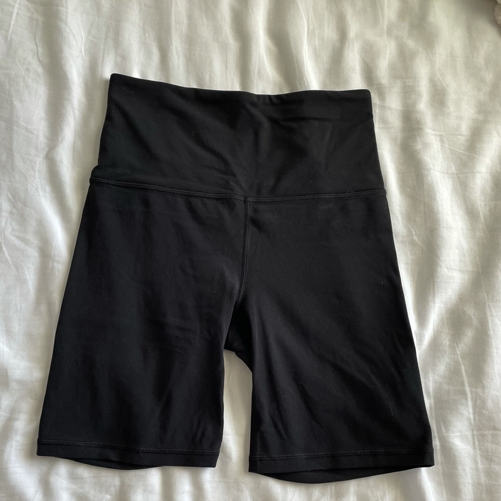 Athleta elation 8” short